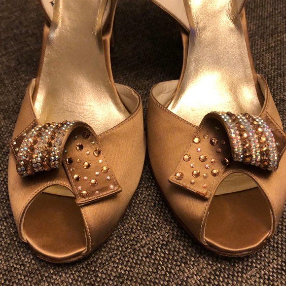 Stuart Weitzman shoes - Picture 3 of 8